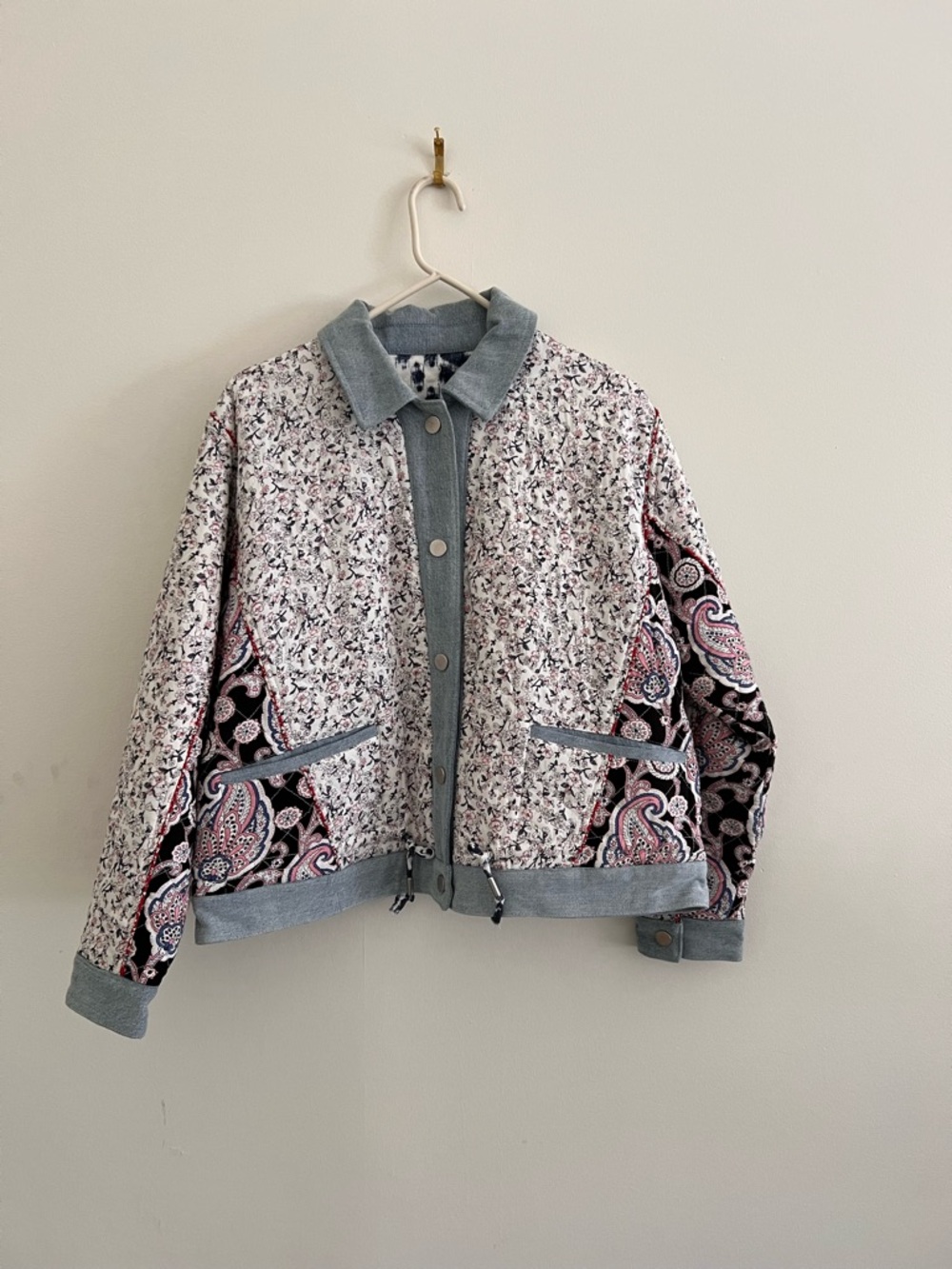 Blank NYC Patchwork Quilted Jacket | Floral & Paisley Cropped Jacket M/L - Picture 2 of 4
